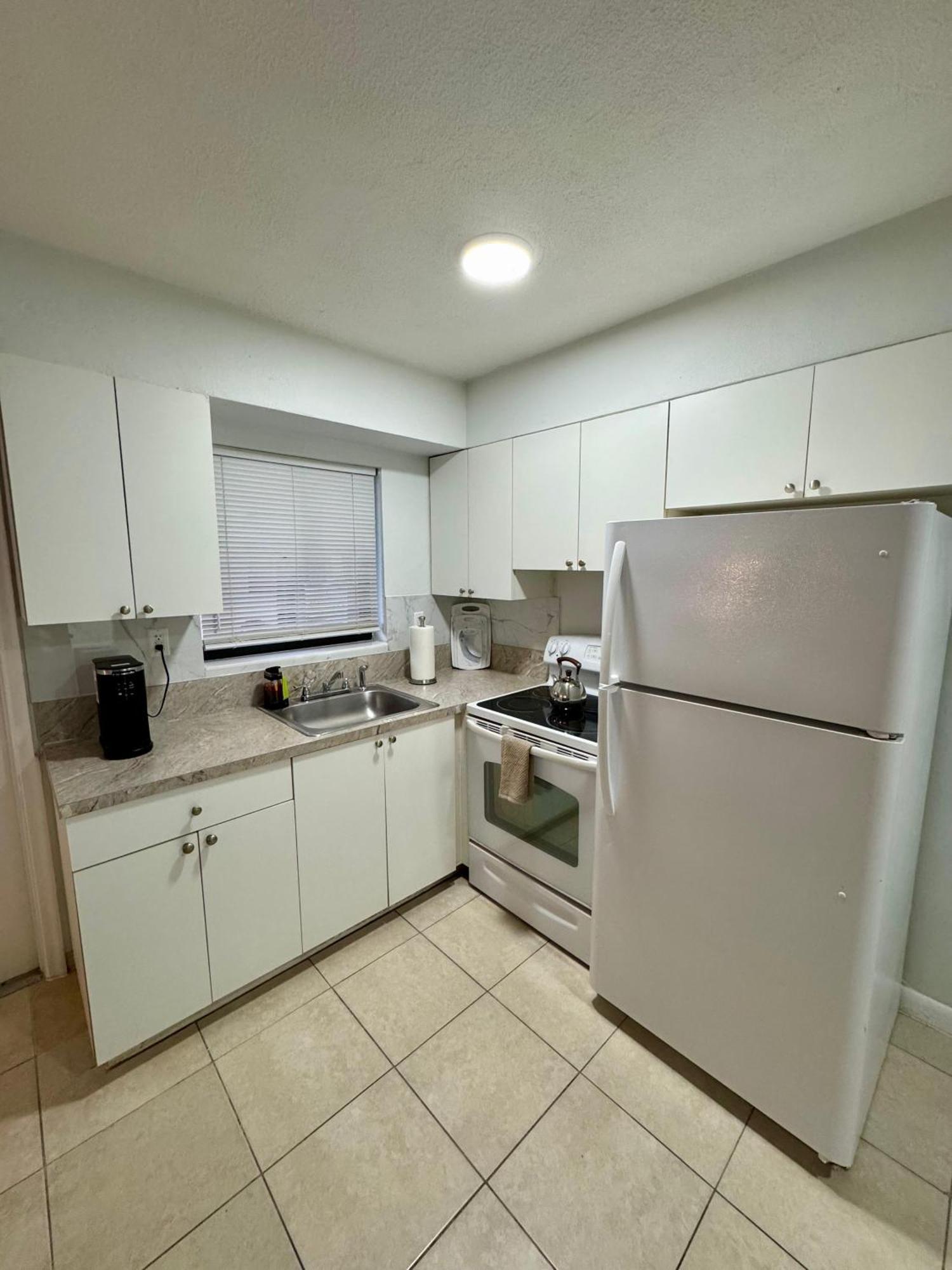 Apartment In Hollywood Close To Beach & Shops 101 Exterior photo